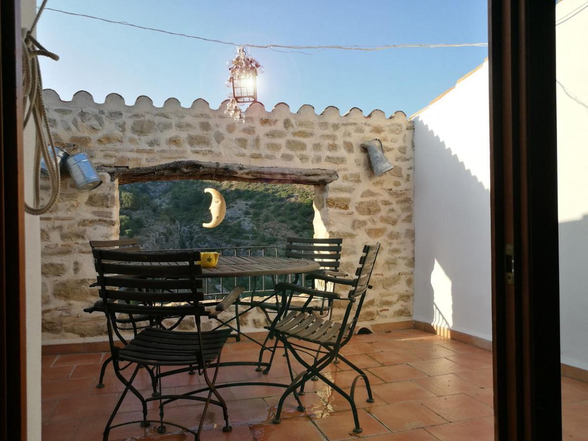PatróBuhardilla Rustica En La Vall De Gallinera公寓式酒店 外观 照片